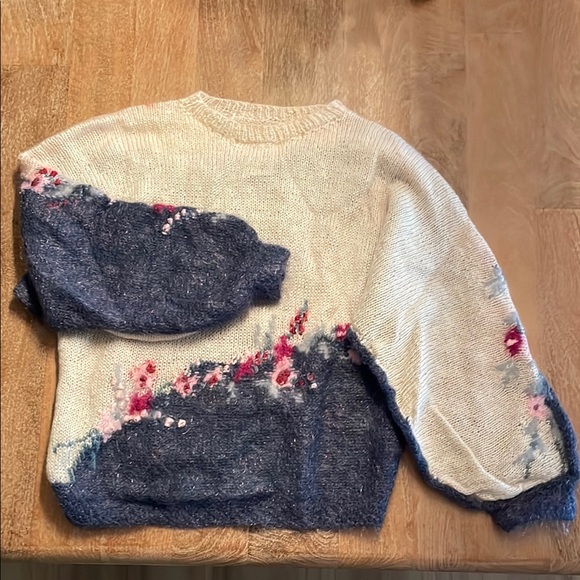 Vintage Sweaters - Vintage Handmade Knit Colorblock and Floral Crewneck Sweater